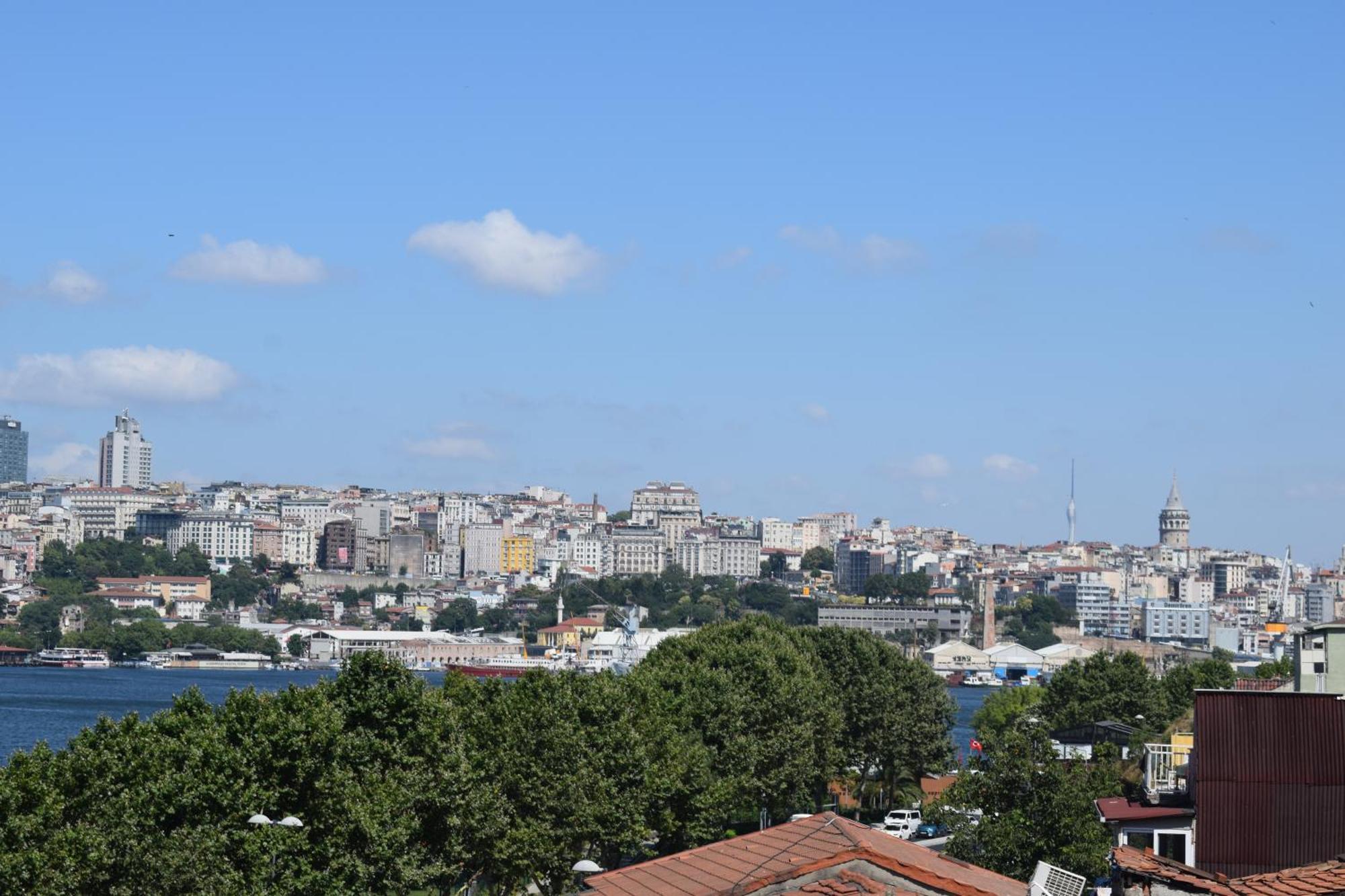 Istanbul Old City Colorful Houses Balat Petrion Hotel Εξωτερικό φωτογραφία